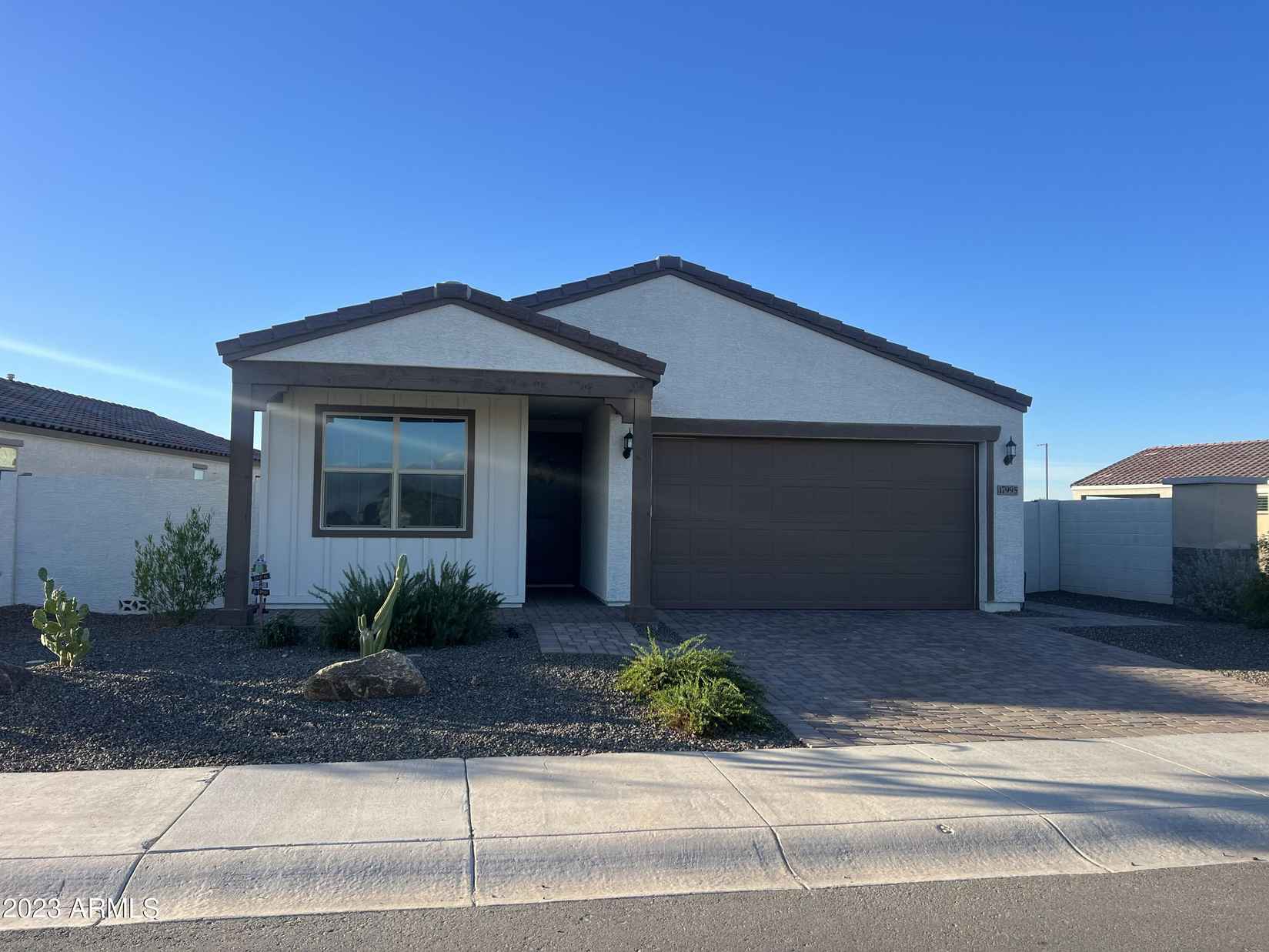 17995 W Amber Ridge Way  