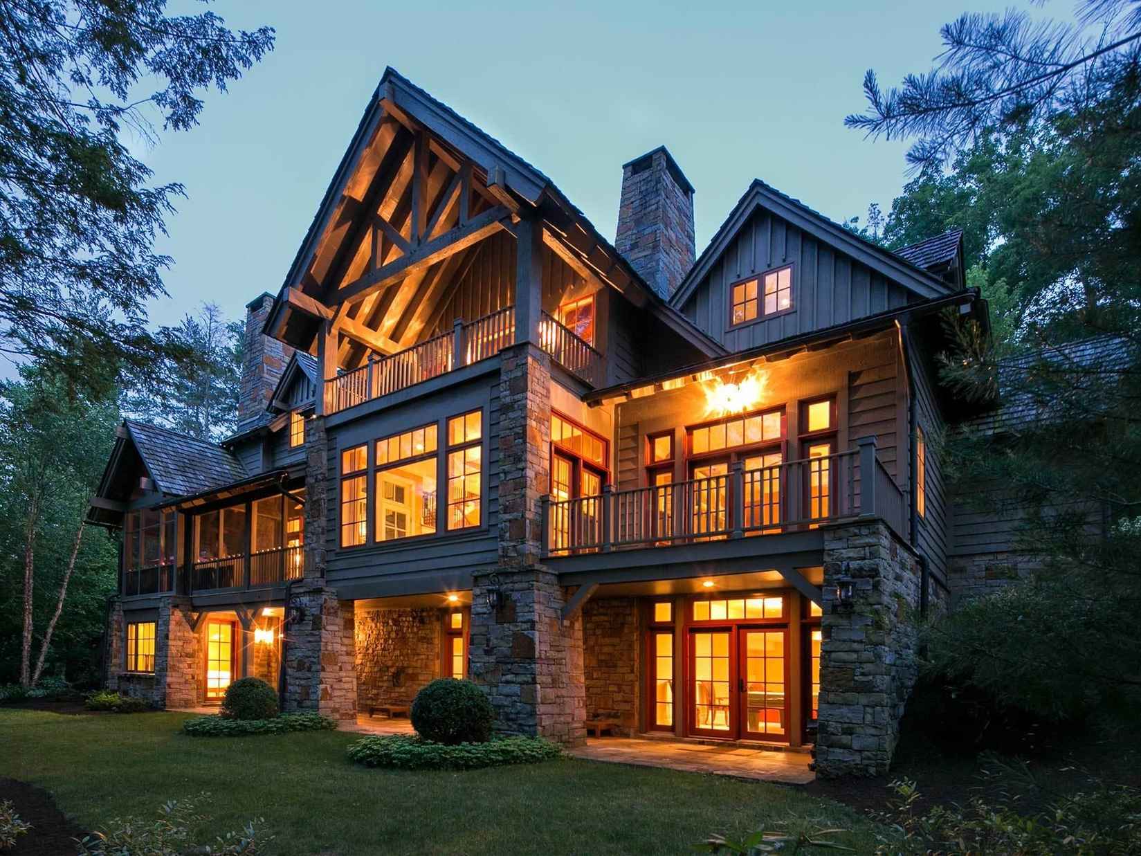 131 Spruce Ln  