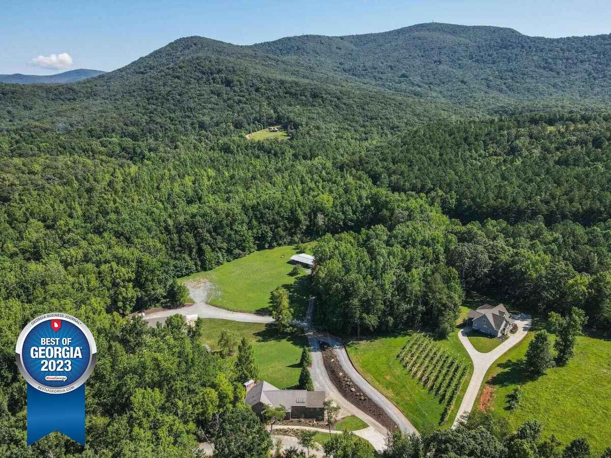 253 Happy Trails Way  