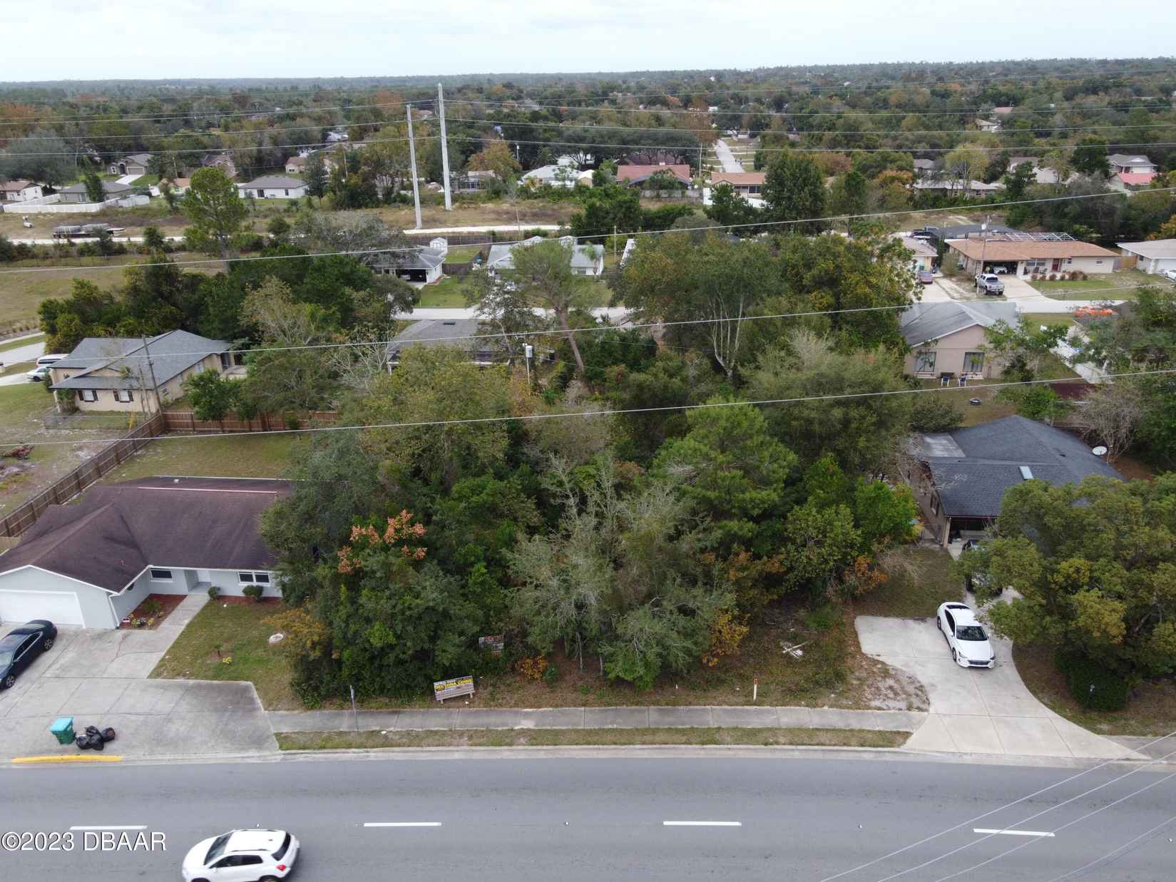 1967 Saxon Blvd  