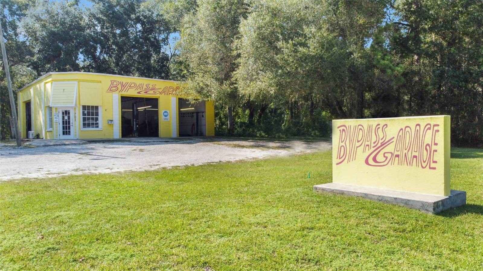 701 Ponce De Leon Blvd  