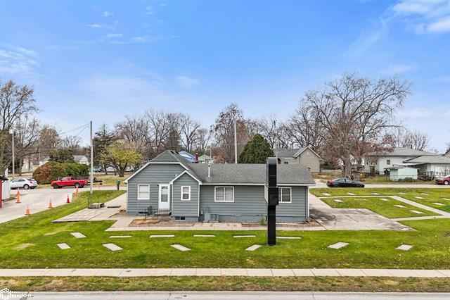 2115 N Roosevelt Ave  