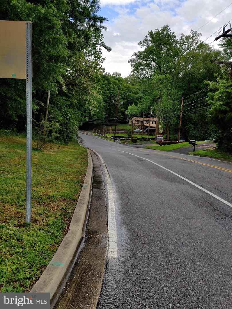 1400 E FARMINGTON RD  