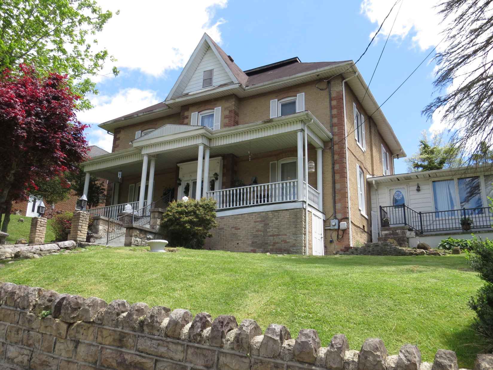 531 Oak Ave  