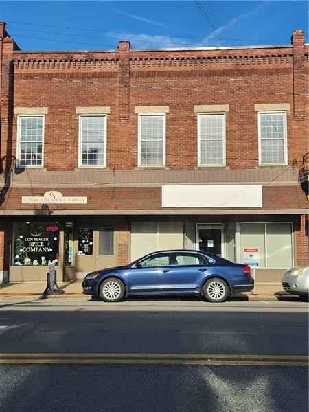 215 E Main St  