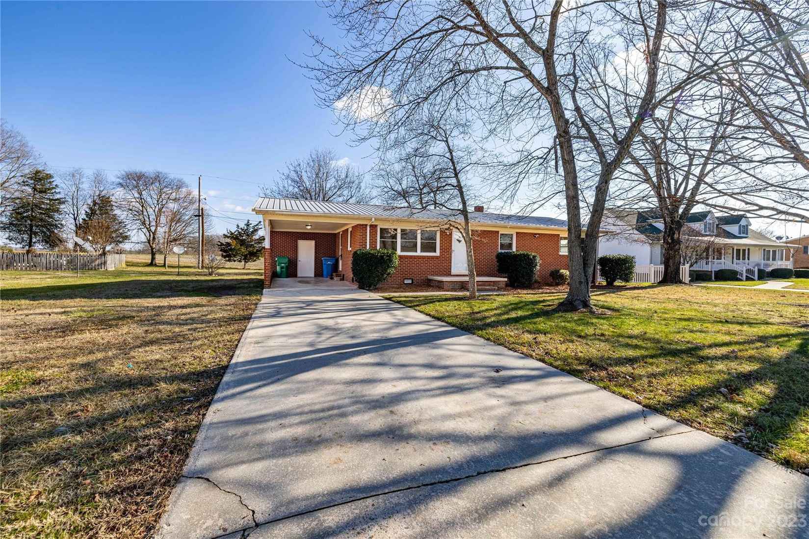 801 Anderson Rd  