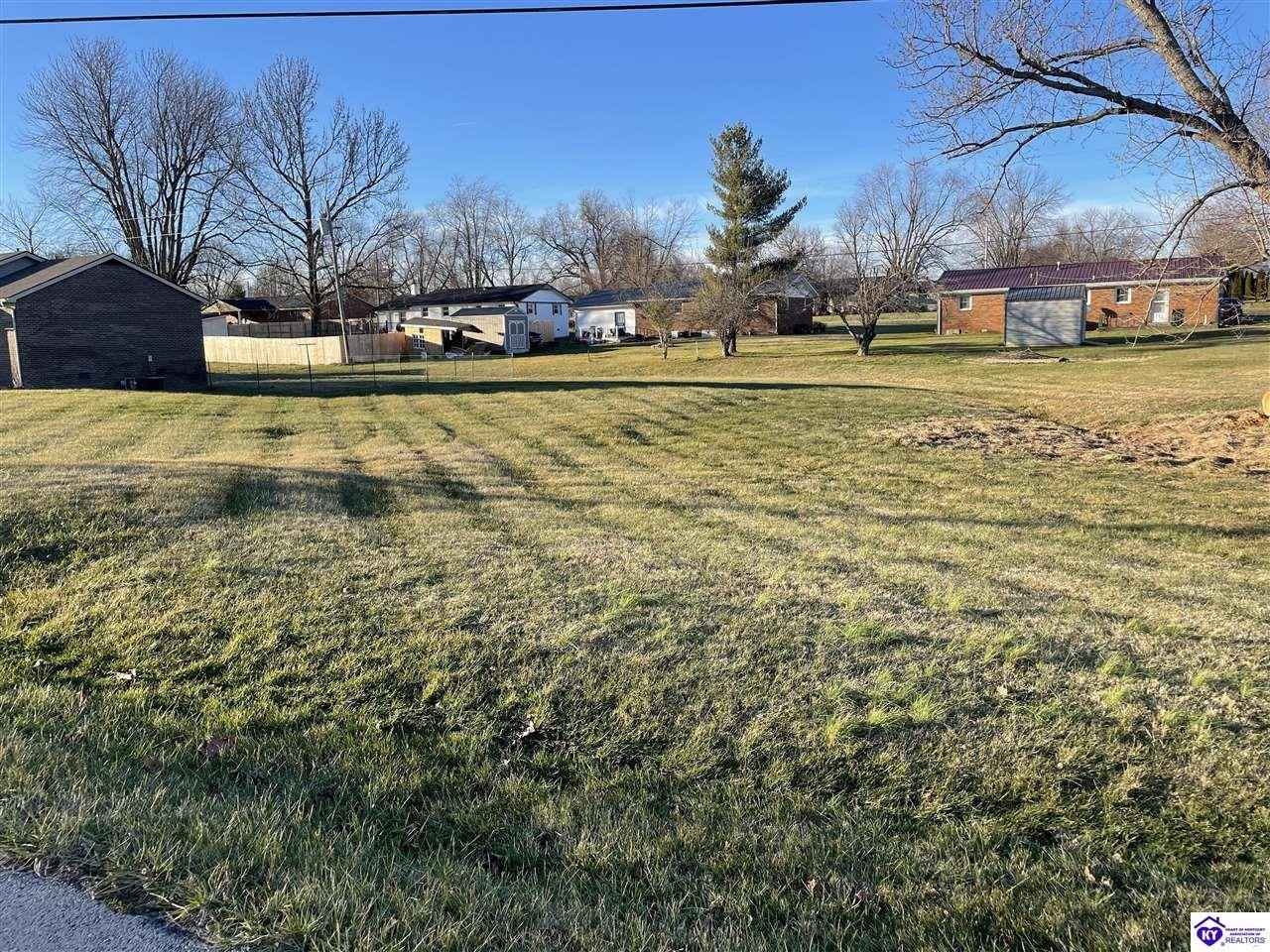 lot 8 E 6th St  