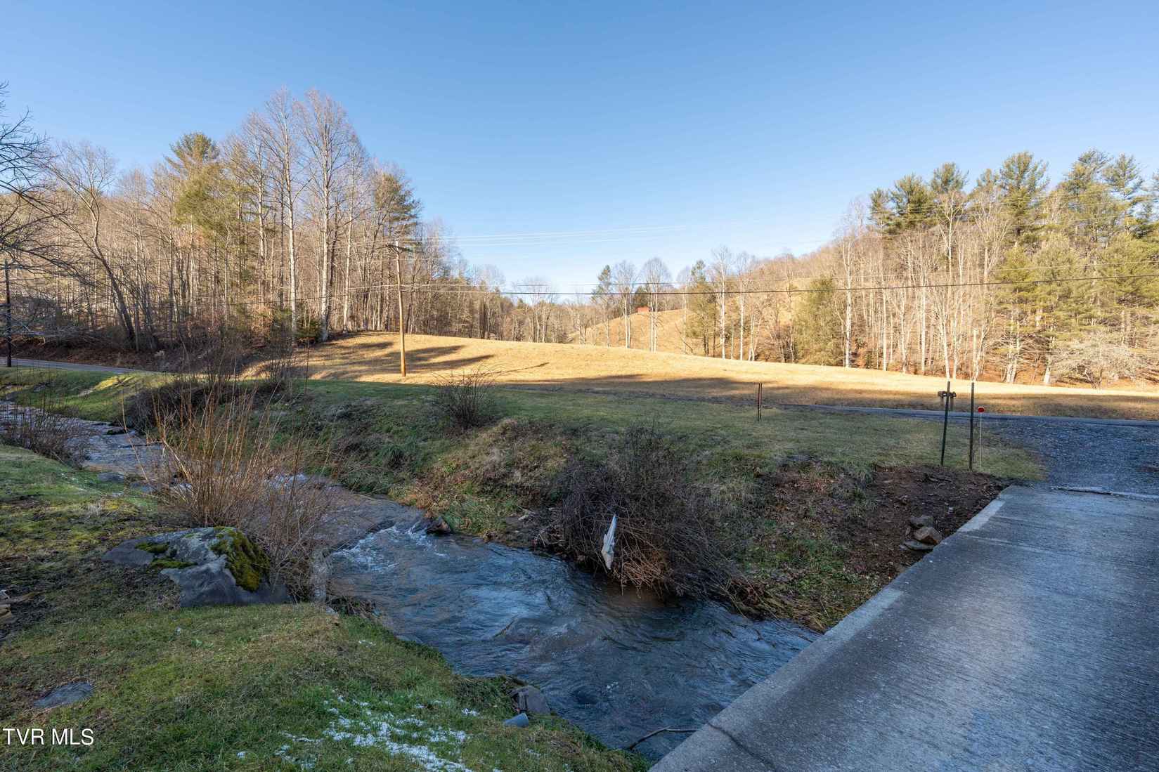 613 Simerly Creek Rd Rd  