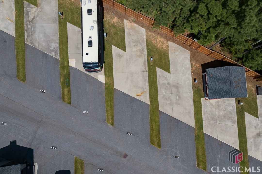 665 Hancock Industrial Way  