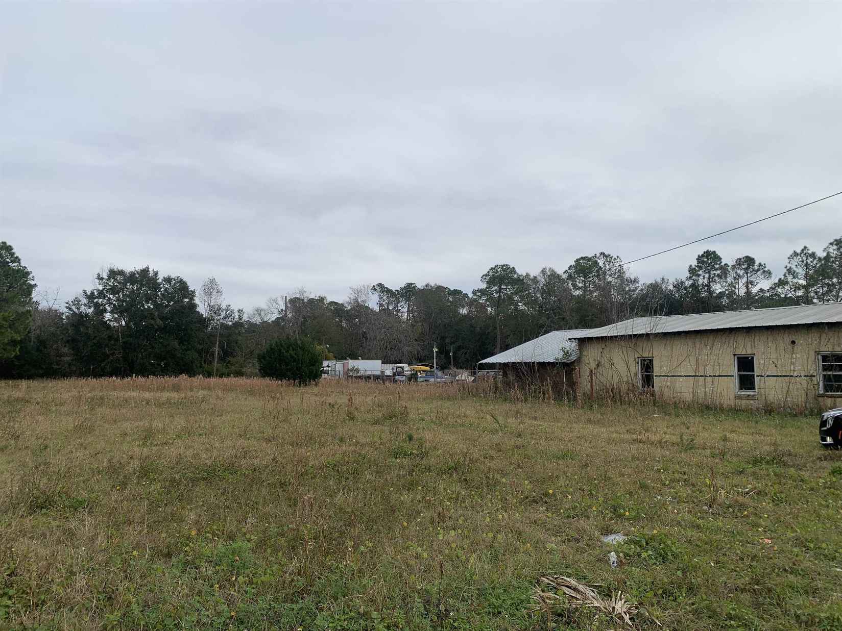 202 N Hwy 17  