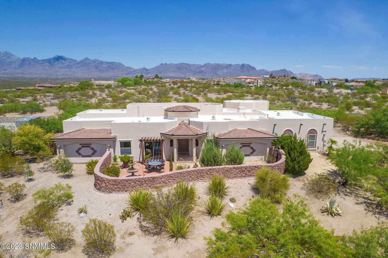 5531 Camino Escondida  