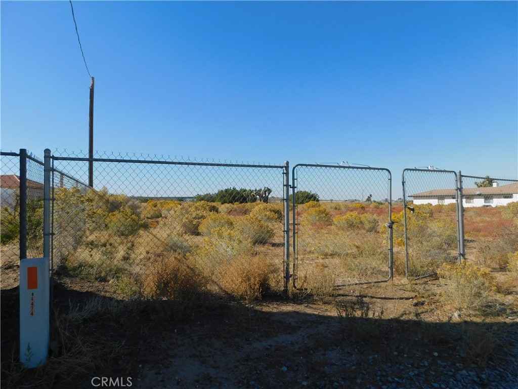8166 Lassen Rd  
