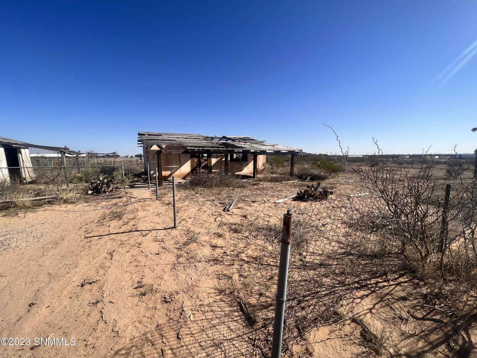 225 Barbie Ln  