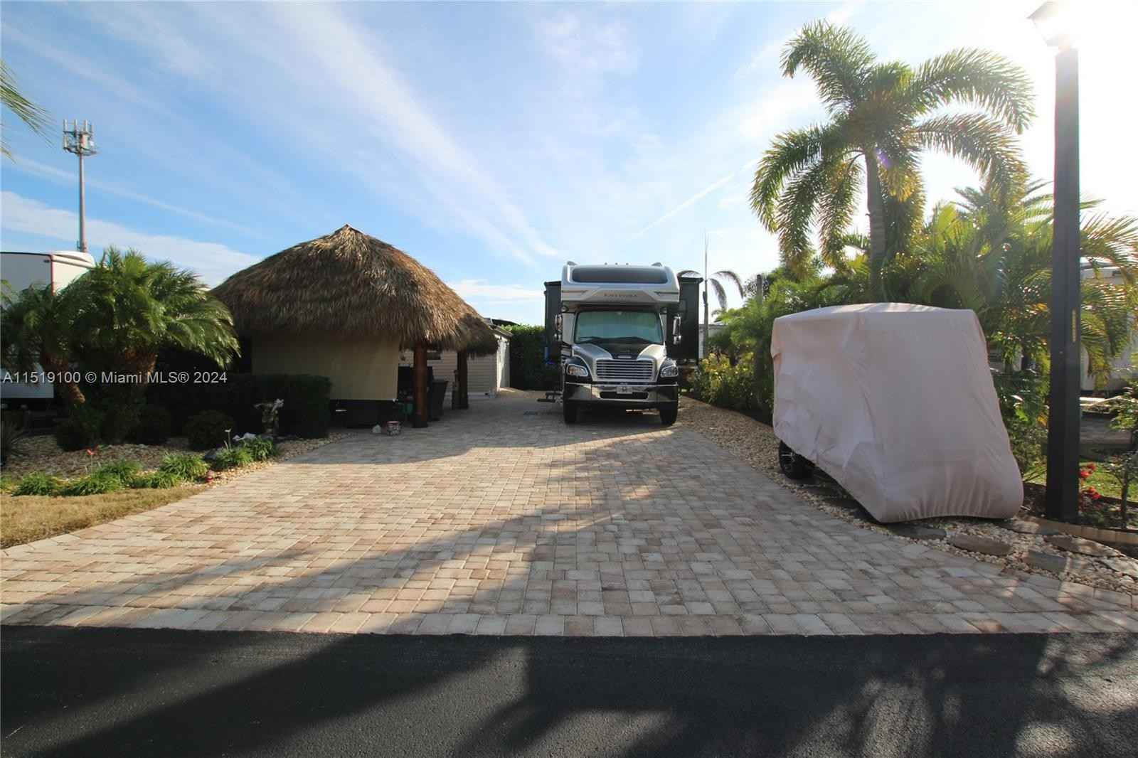 510 SW 39th Cv Unit 101  
