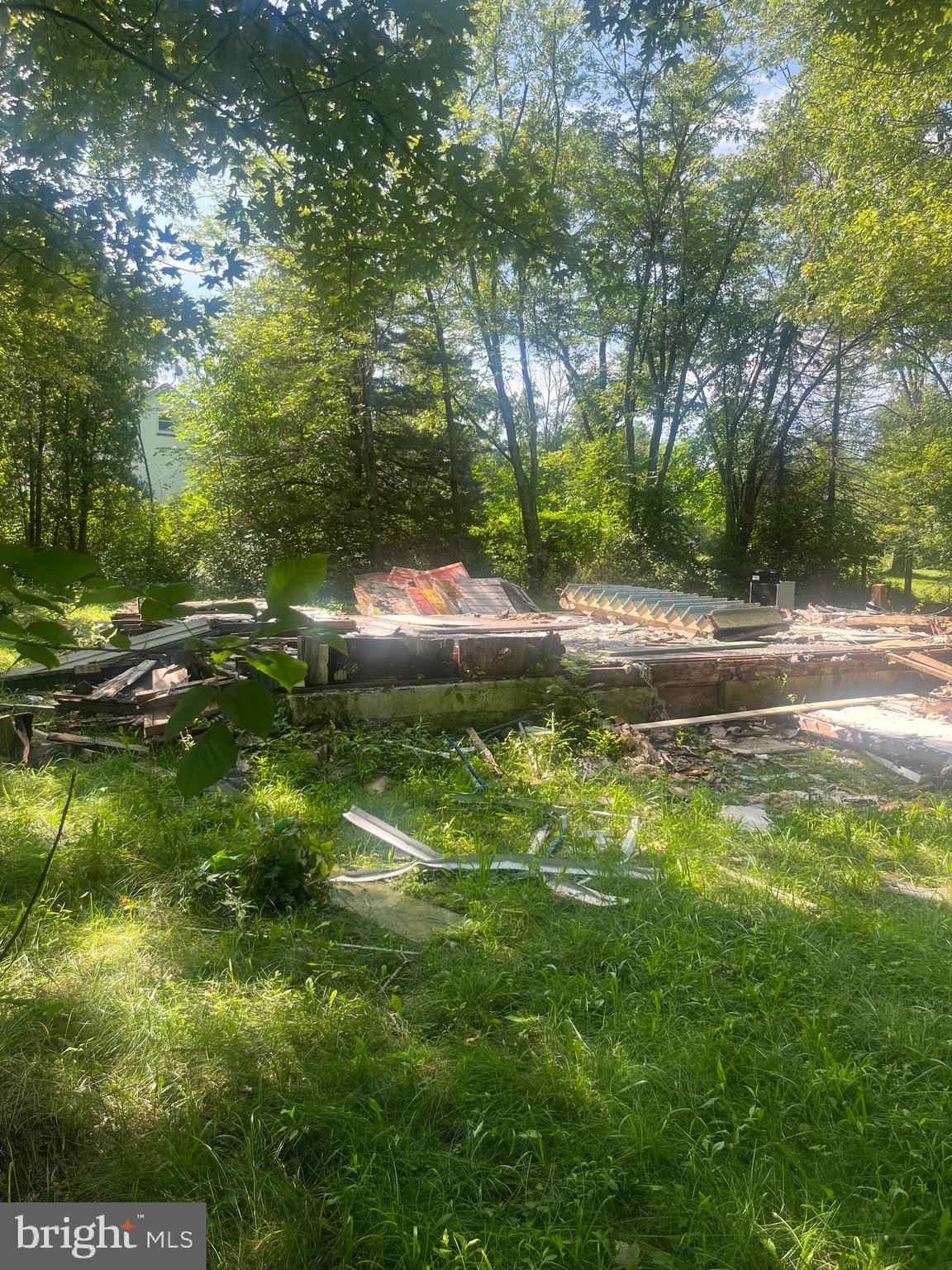212 PINEFORD Rd  