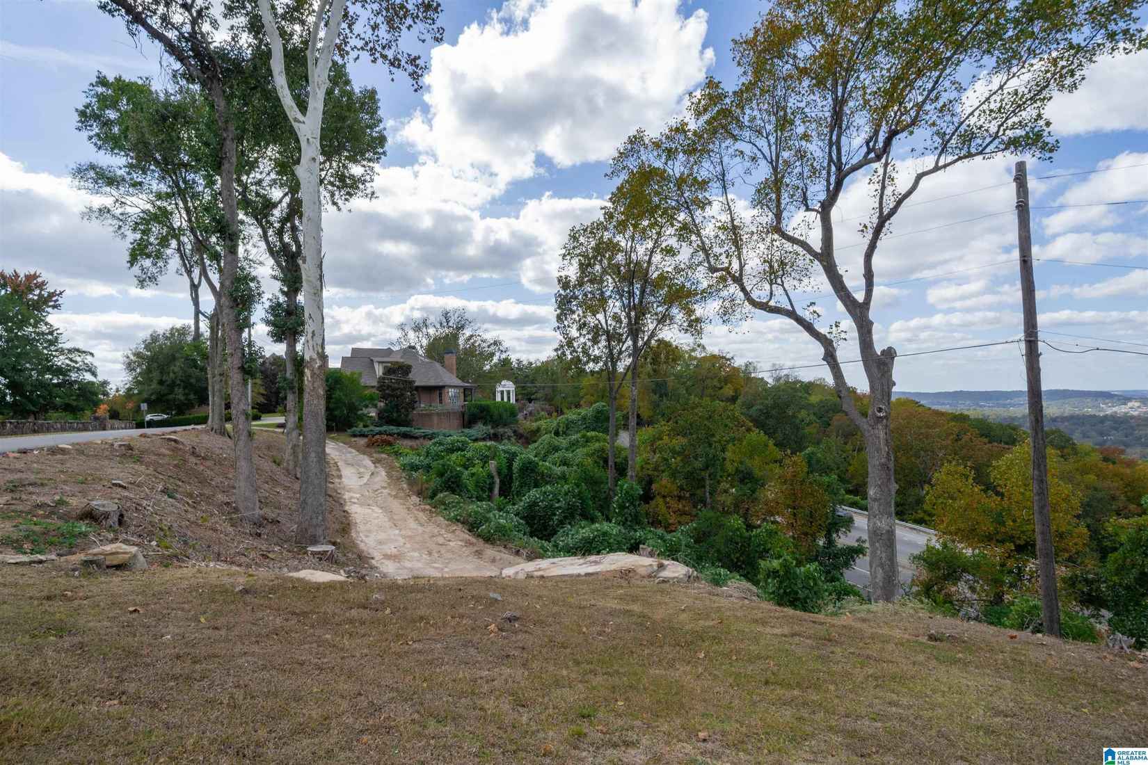 2120 VESTAVIA Dr  