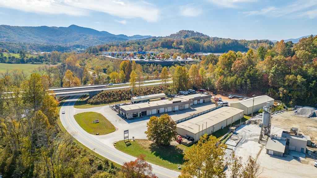 535 Wells Grv Rd  