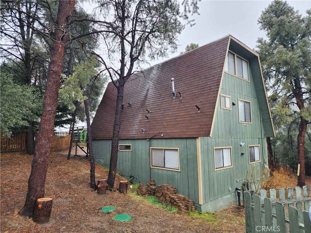 14713 Voltaire Dr  