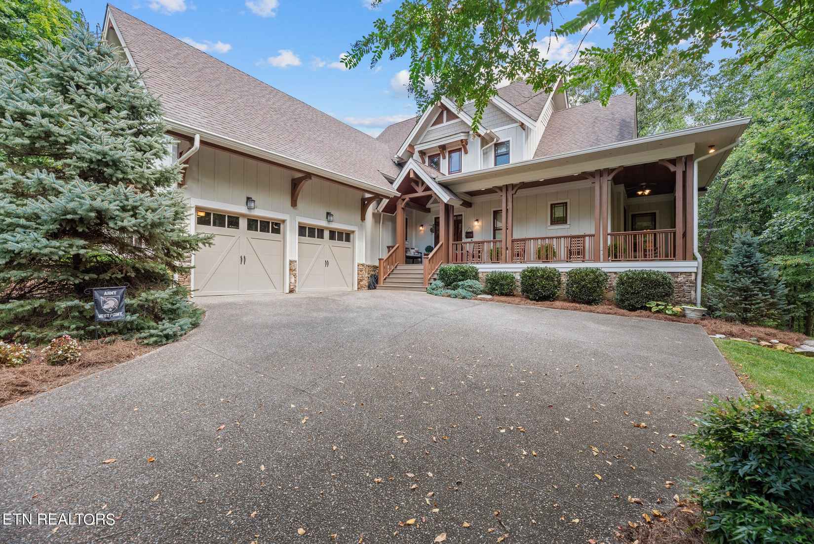 1834 Old Dogwood Tr  