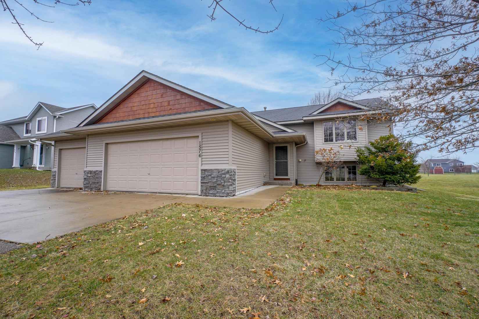 1576 Mallard Ave  