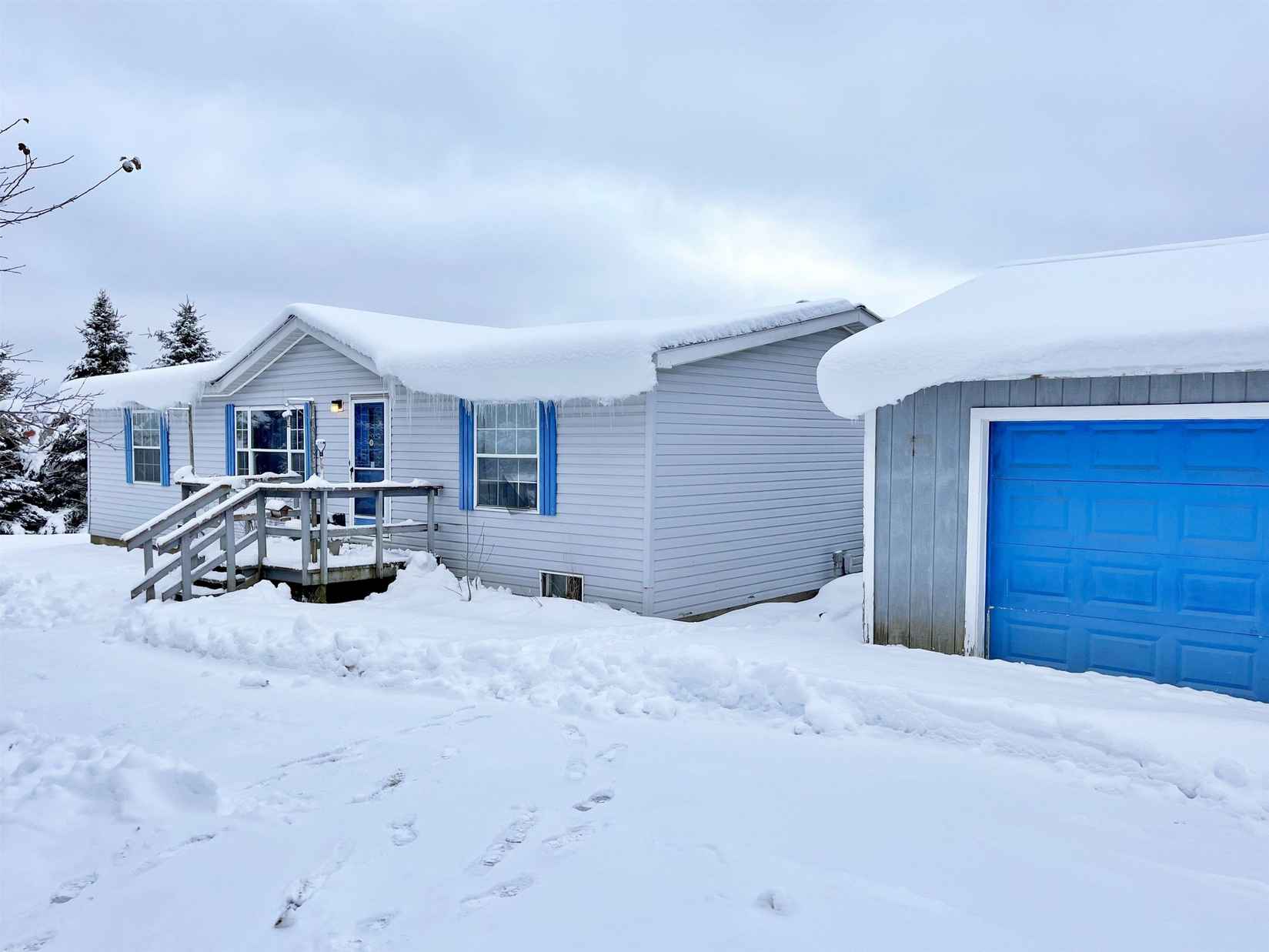 3307 Burton Hl Rd  