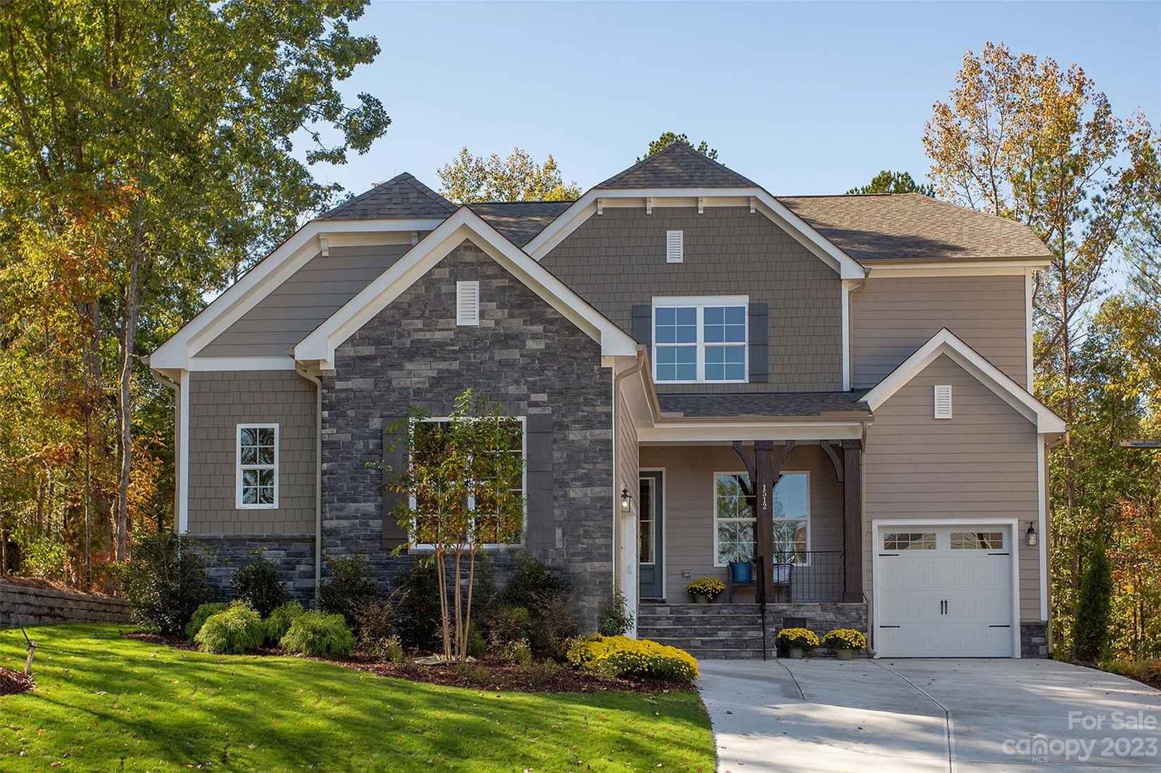 2808 DEVONSHIRE CT  