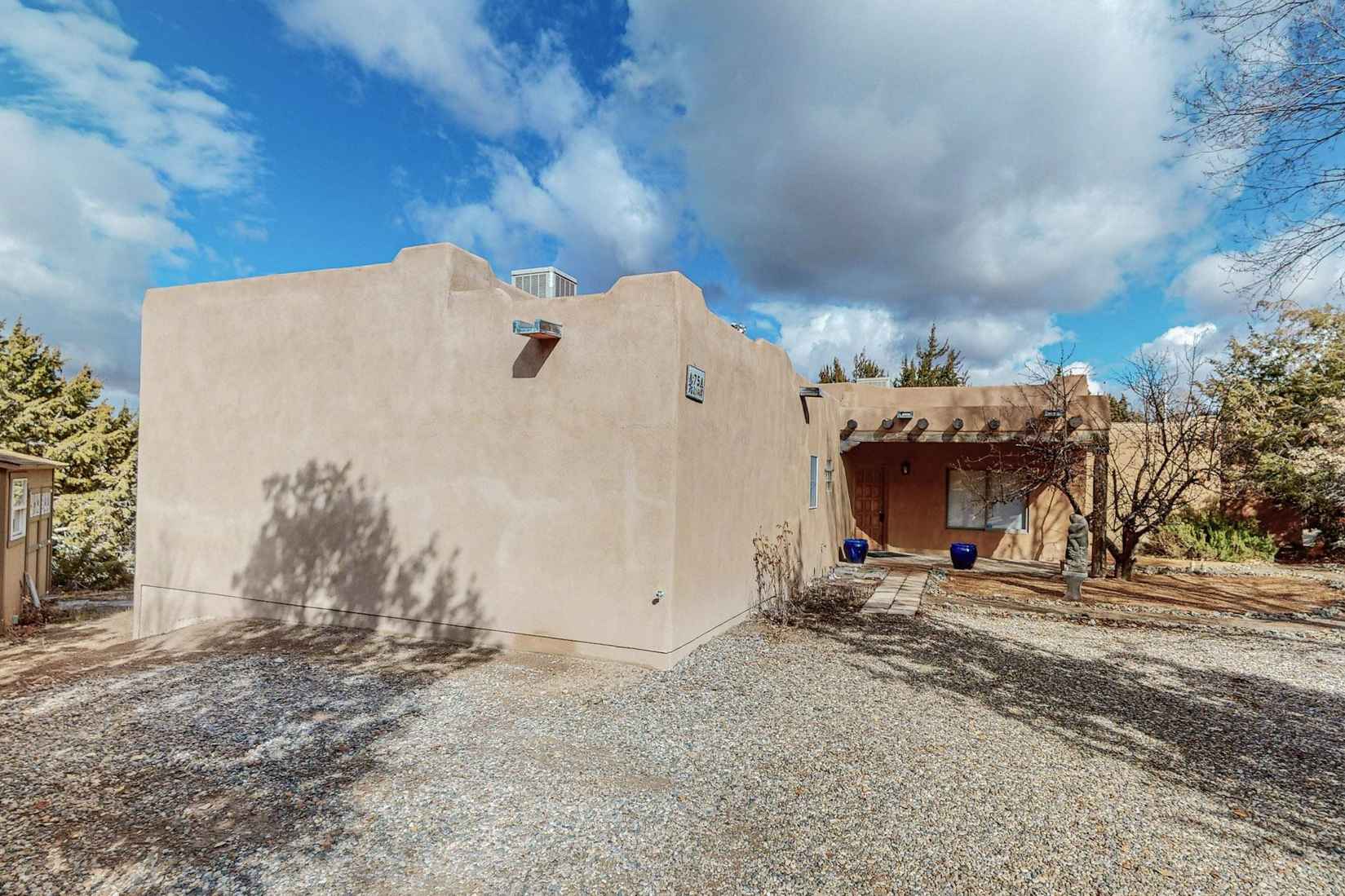 75A Paseo De San Antonio  