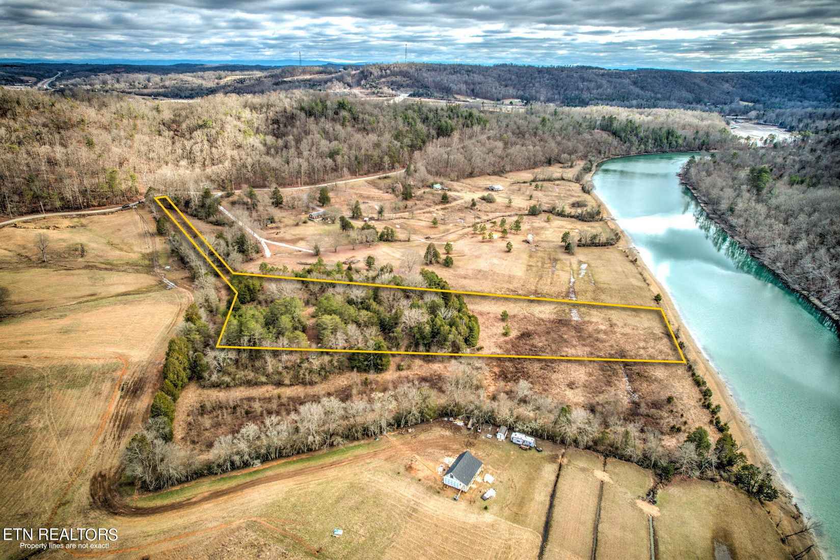 321 Blackburn Ln  