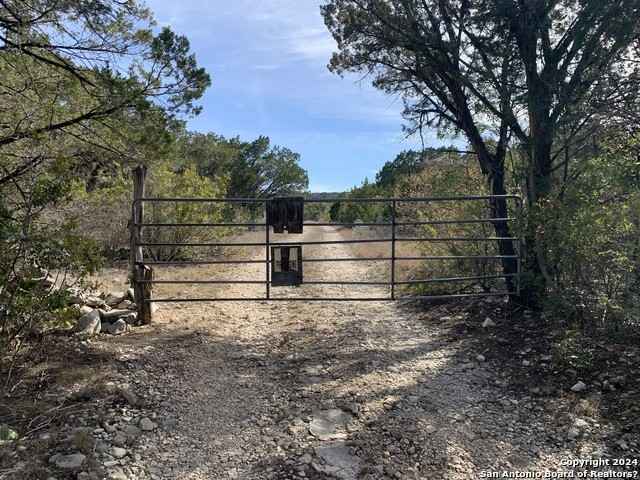 977 Private Rd 2440  