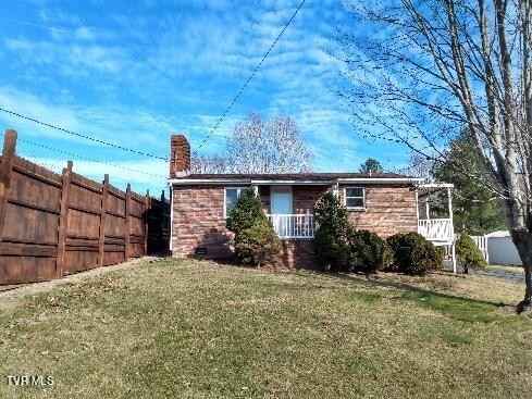 110 East Riverview Ave  