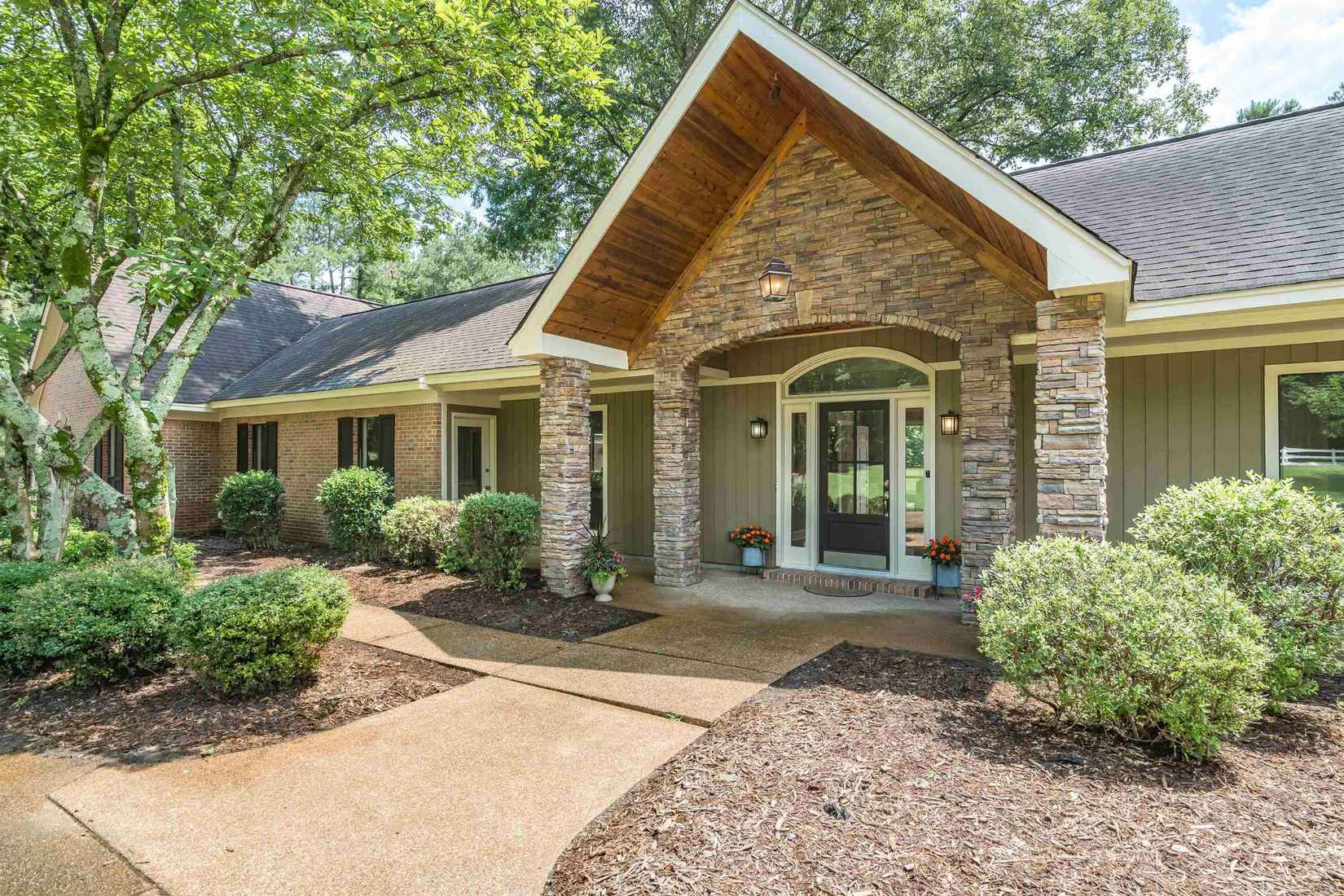 9289 DAVIES PLANTATION  