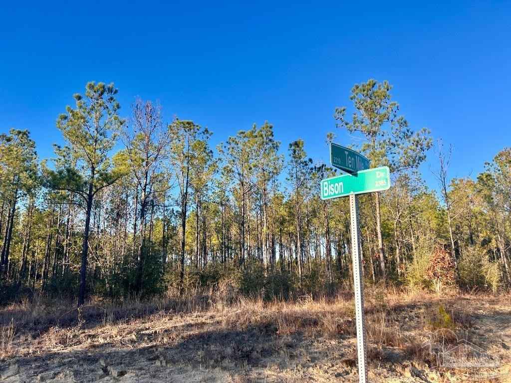 2211 Ten Mile Rd  