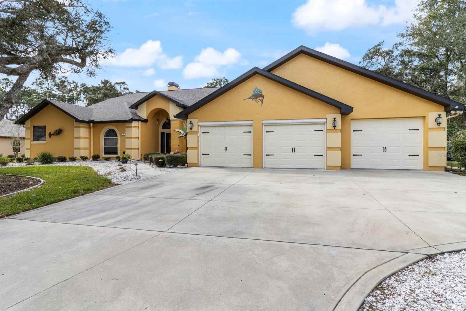 3 GINGERWOOD Dr  
