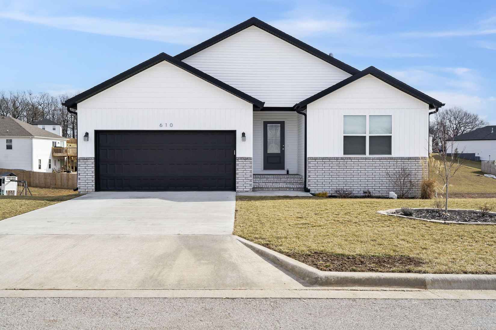 610 North Cheyenne Vly Rd  