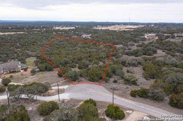 128 MILFOIL LN  