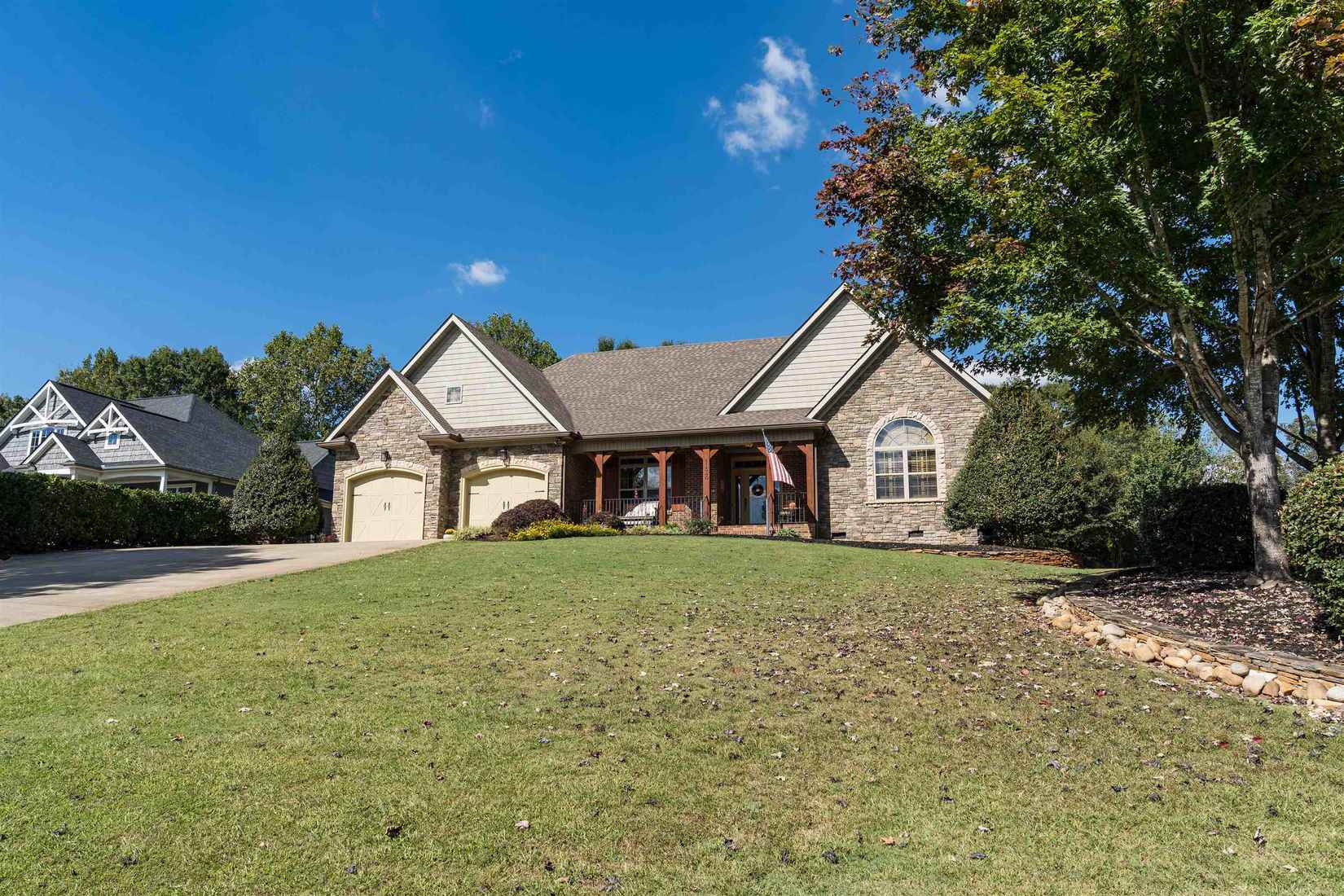 142 Emily Dr  