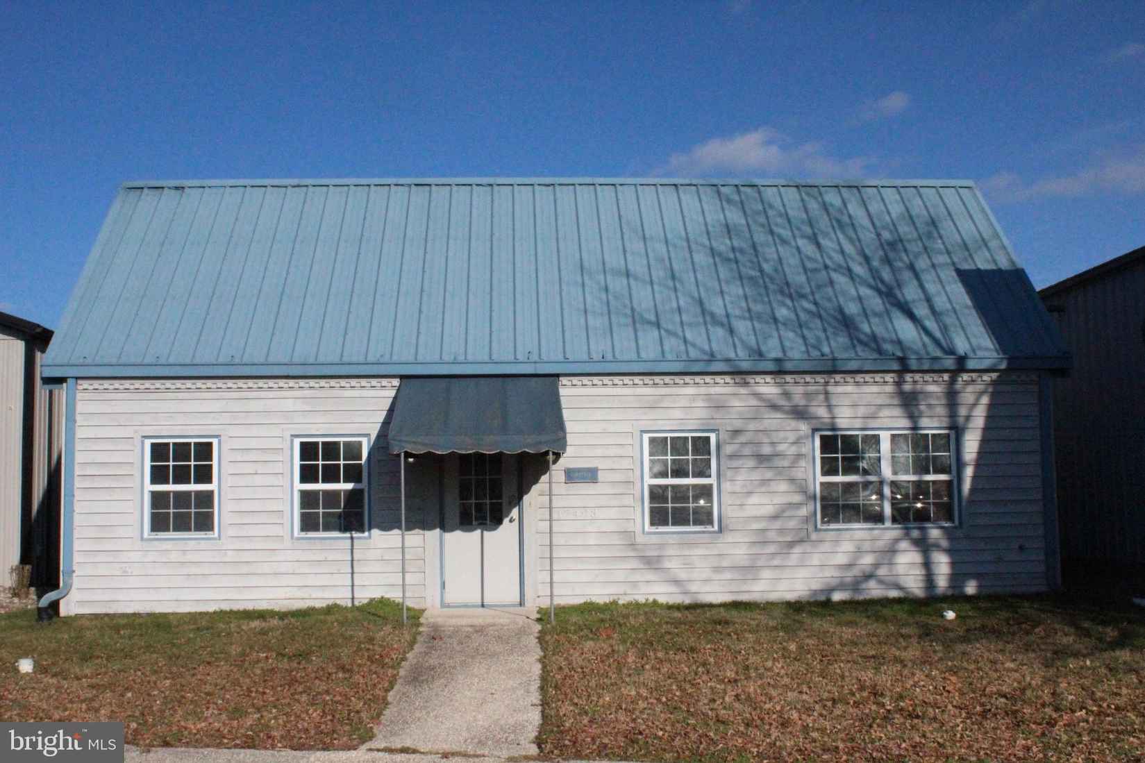 17493 NASSAU COMMONS Blvd  