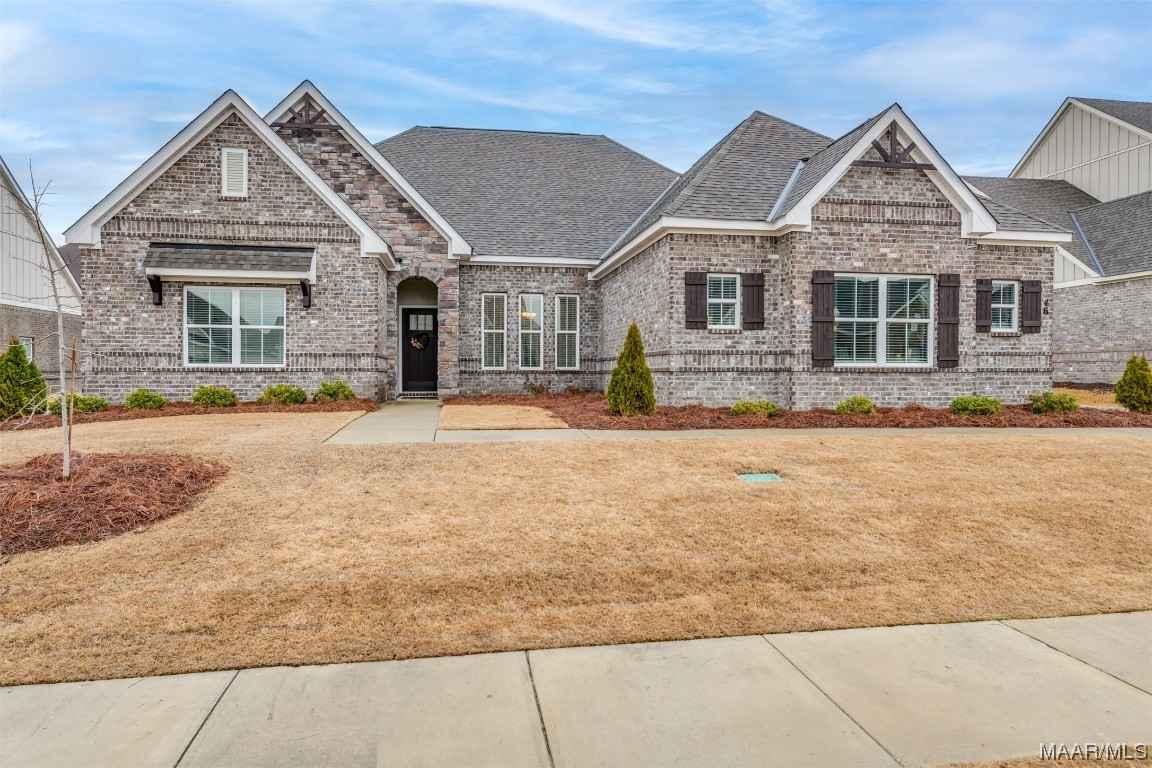 46 CAVALIER DR  