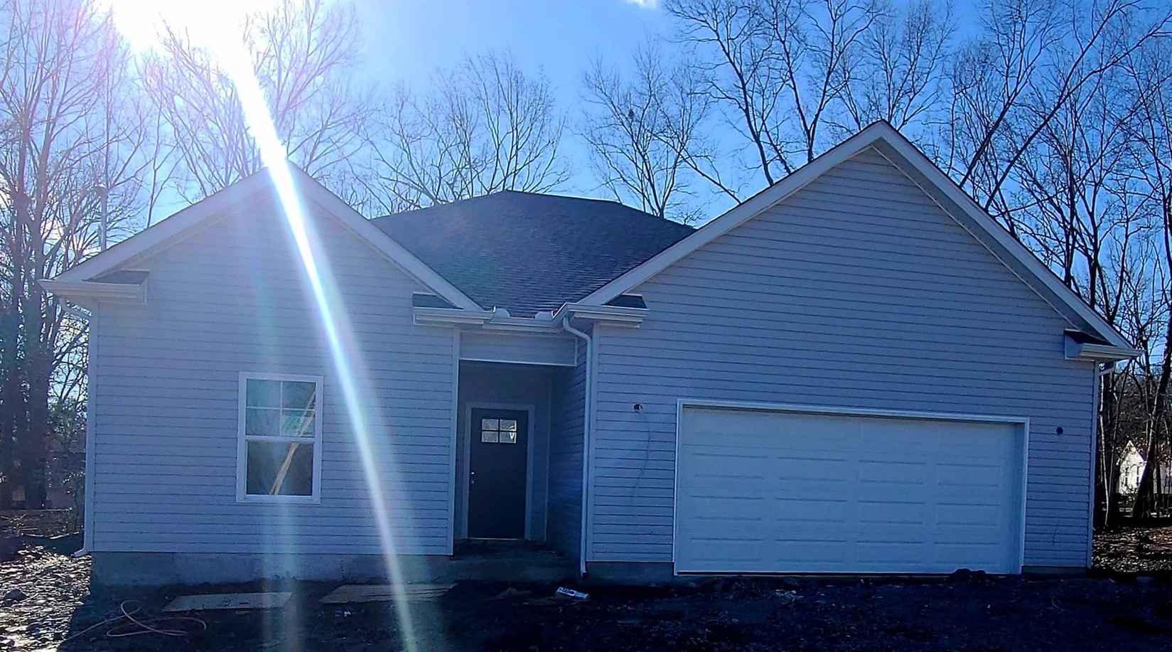 205 Ashlyn Dr  