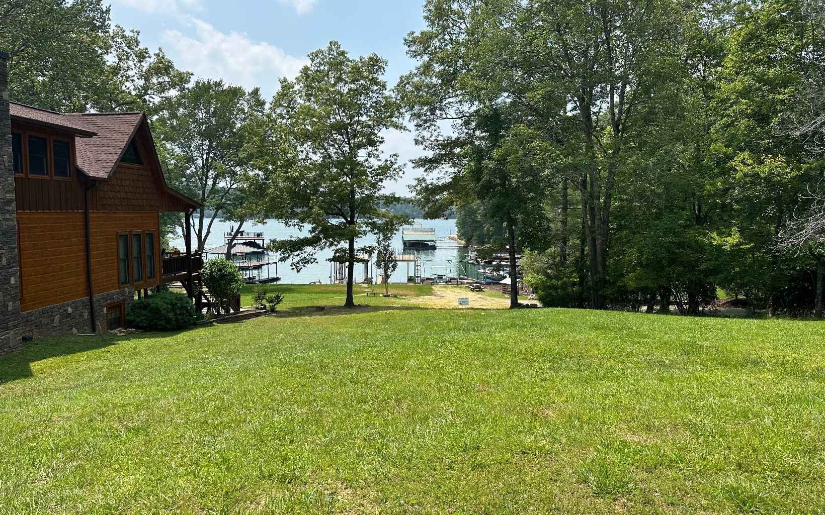 108 Lake Cv Cir  