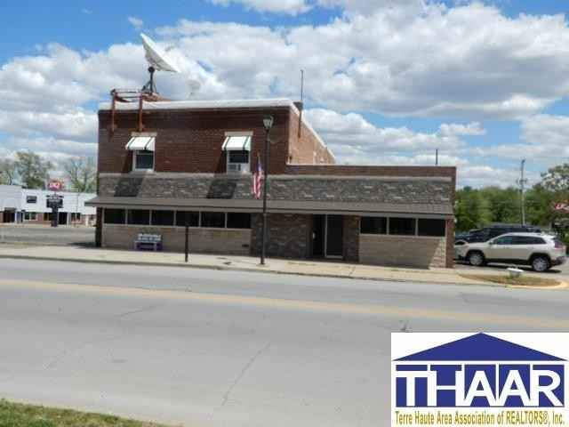 422 S Main  