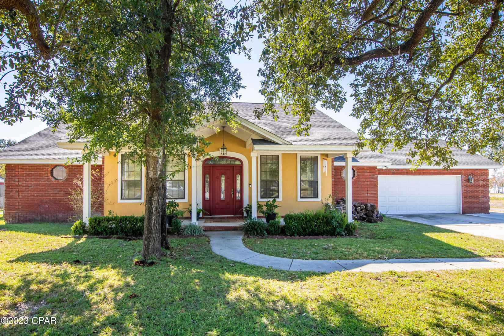 7137 W Lakeland Dr  