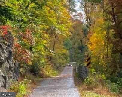 2360 Mt RD  