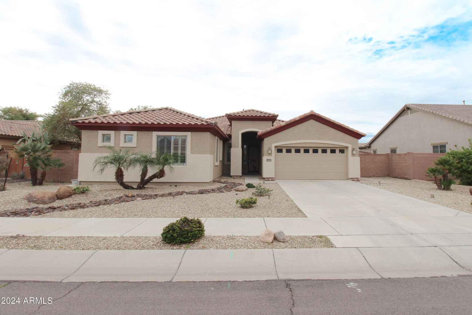 16581 W Washington St  