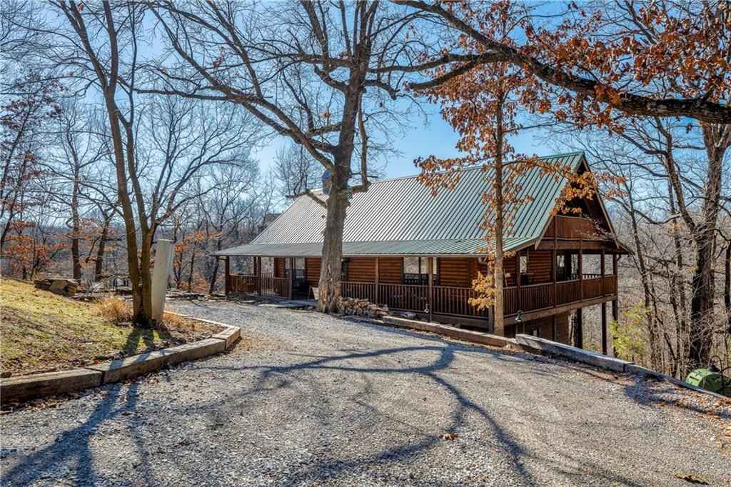 22283 N Log Cabin DR  