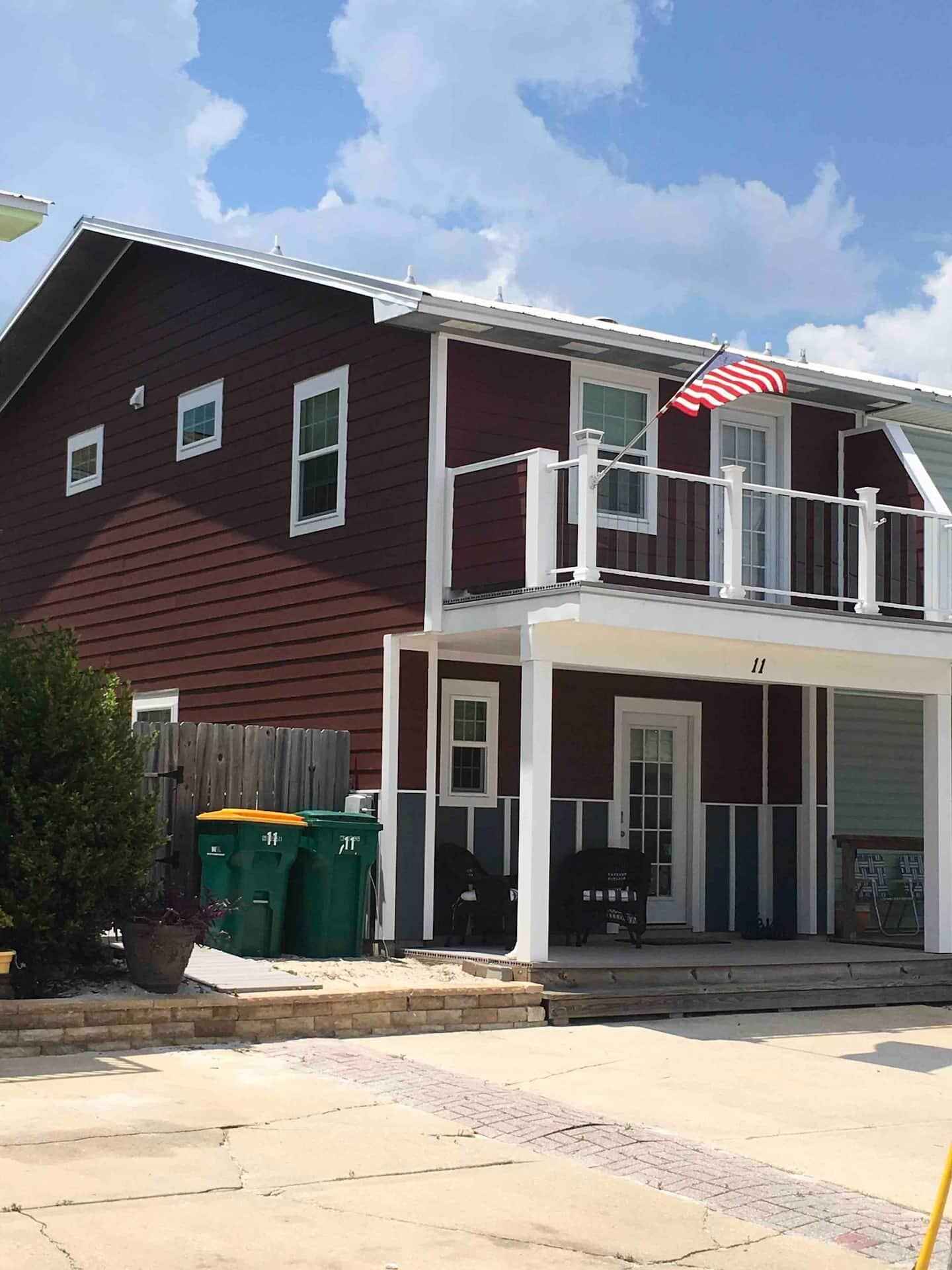 11 Gulf Breeze Ct  