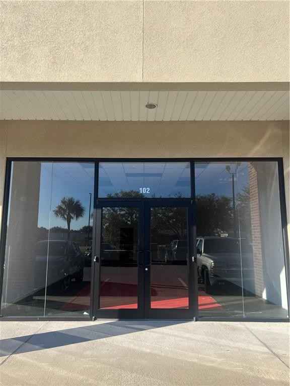102 COMMERCE DR  