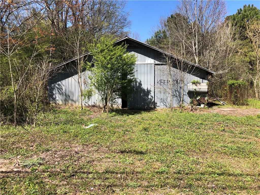 6711 Cherokee Dr  