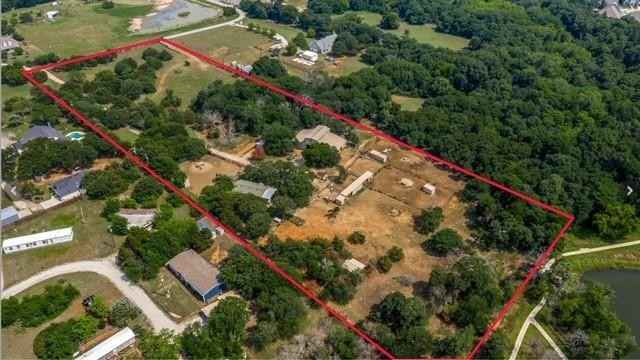 1189 LLOYDS RD  