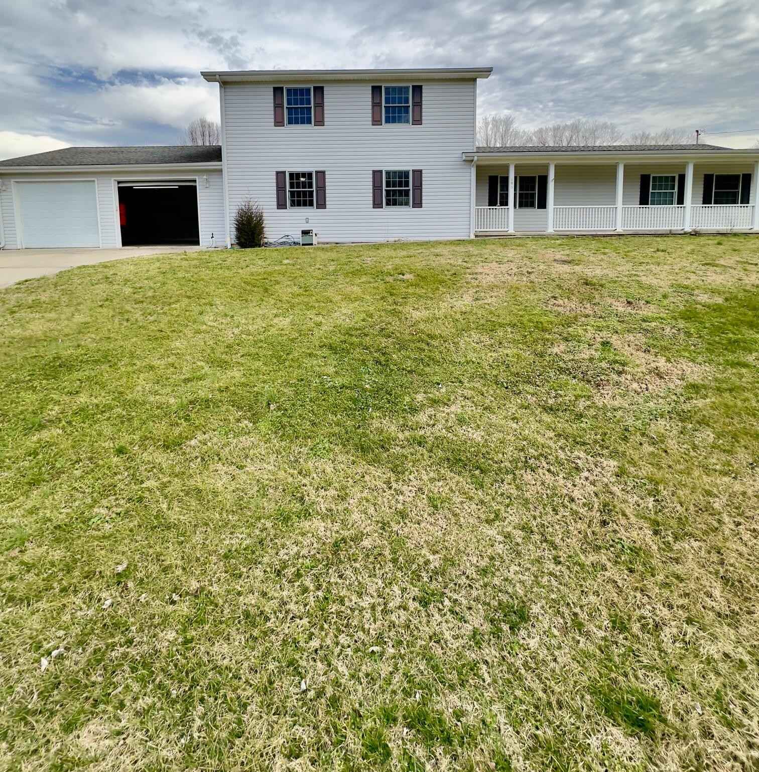 490 Rolling Acres Dr  